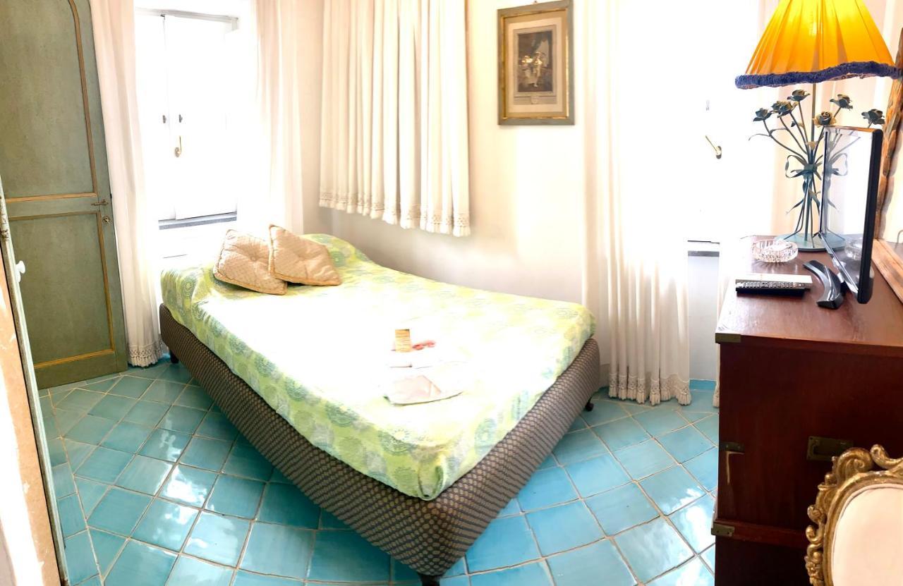 카프리 Il Campanile Sulla Piazzetta B&B 외부 사진
